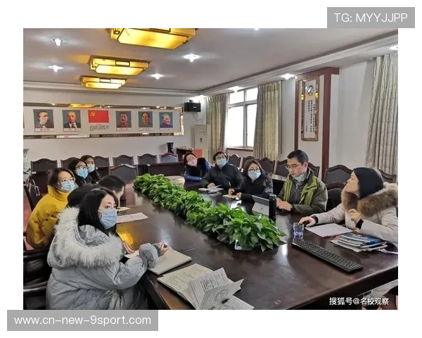足球裁判委员会在判罚教育中提供多语种教材扩大国际交流与学习渠道
